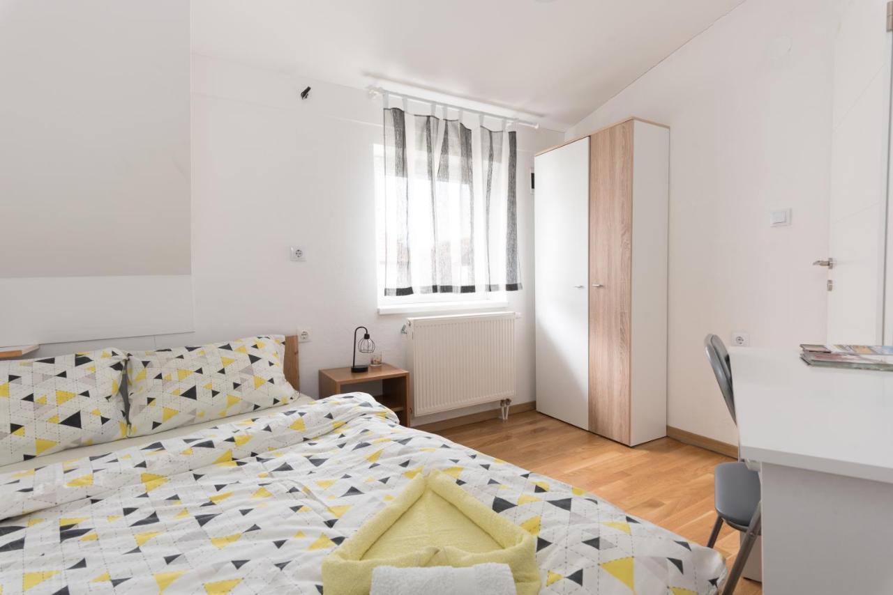 Apartmani Kod Marka Pozega Exterior photo